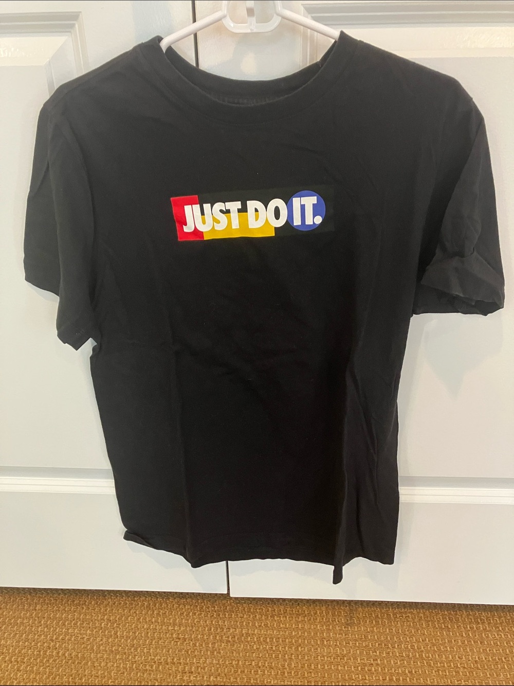 Nike men’s Tshirt sz S Just Do It black